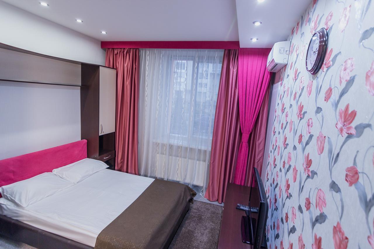 חארקיב Siesta Hotel מראה חיצוני תמונה